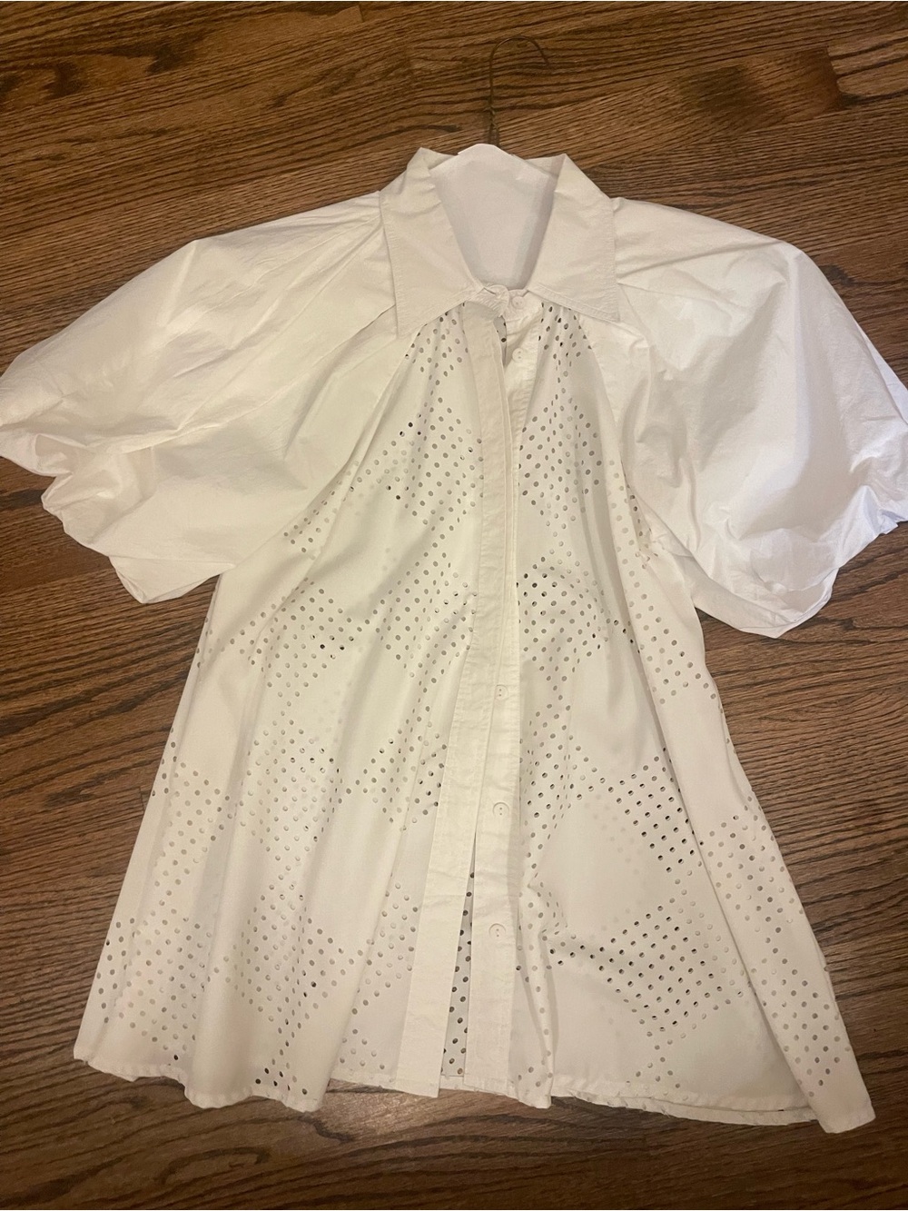 Women's White Eyelet Puff-Sleeve Button-Down Shirt